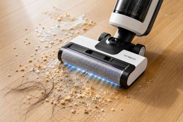 Khả năng làm sạch của máy hút bụi lau nhà công suất lớn